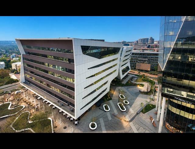 308M² OFFICE TO LET IN SANDTON CENTRAL